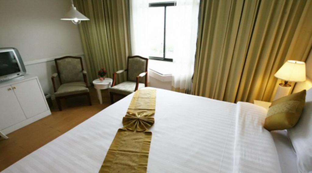 Grand Diamond City Hotel & Casino Poipet Eksteriør billede